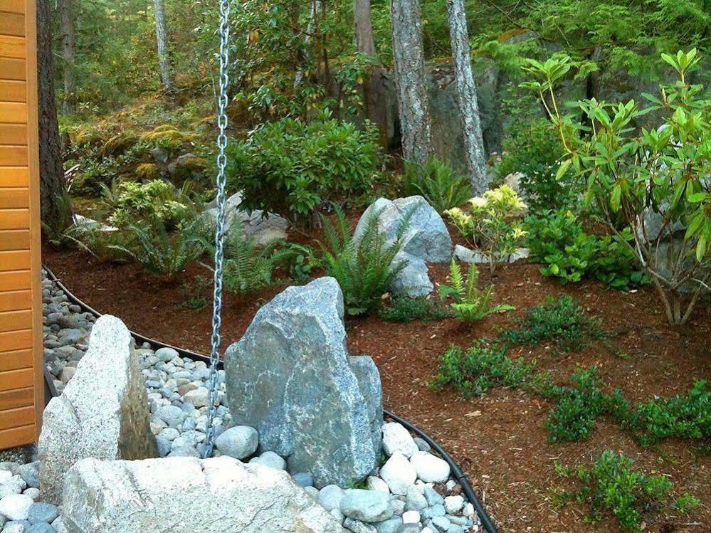 Pointhouse Suites On Sargeant Bay Halfmoon Bay Exterior foto